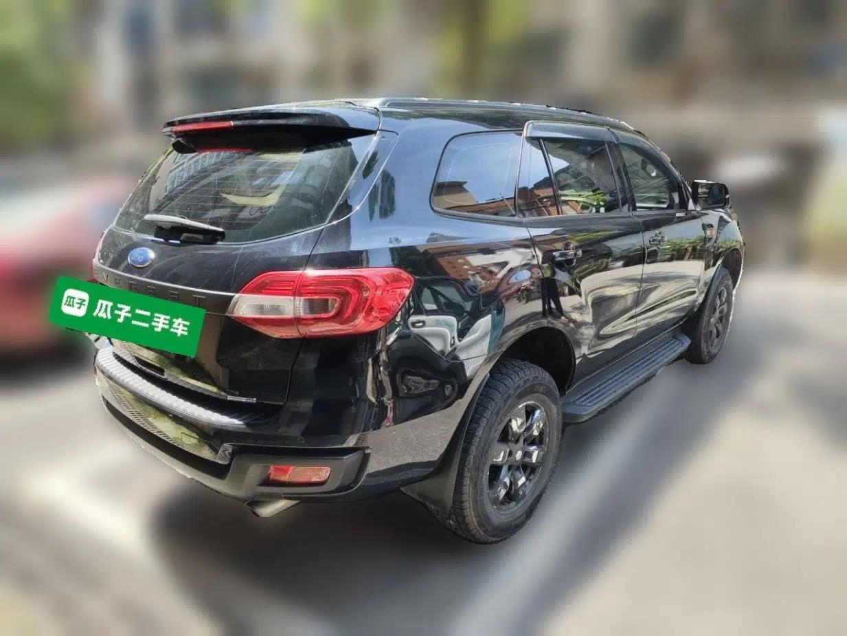 Ford Everest 2019 2.0T Gasoline Automatic 4x4 Elite Edition 5 Seats — миниатюра 6