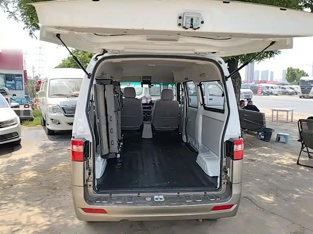 Xiaohaishi X30 2024 Model 1.5L Wealth Edition Bus (5/6/7 Seats) — миниатюра 19