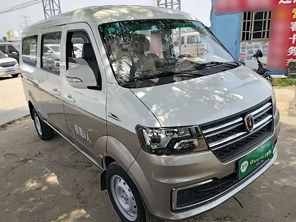 Xiaohaishi X30 2024 Model 1.5L Wealth Edition Bus (5/6/7 Seats) — миниатюра 4