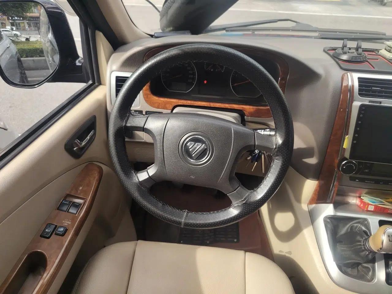 Foton Scenic G5 2022 2.0T Diesel Business & Travel Van 7/9 Seats 4F20TC3 — миниатюра 11