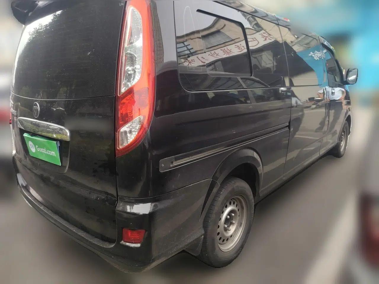 Foton Scenic G5 2022 2.0T Diesel Business & Travel Van 7/9 Seats 4F20TC3 — миниатюра 6