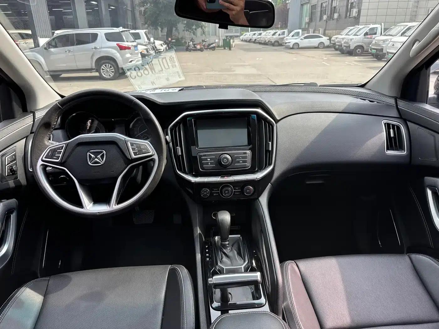 Yusheng S350 2016 2.0T Automatic 4WD Gasoline Super Luxury 7-Seater — миниатюра 13