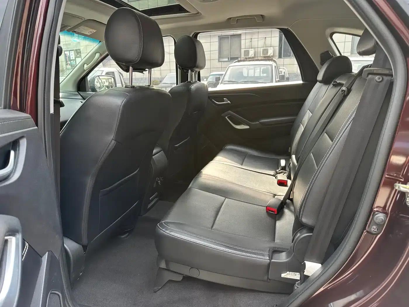 Yusheng S350 2016 2.0T Automatic 4WD Gasoline Super Luxury 7-Seater — миниатюра 8