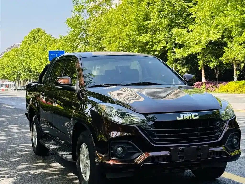Baodian 2020 2.5T Diesel 2WD Premium Edition Standard Wheelbase JX4D25A6L — миниатюра 2