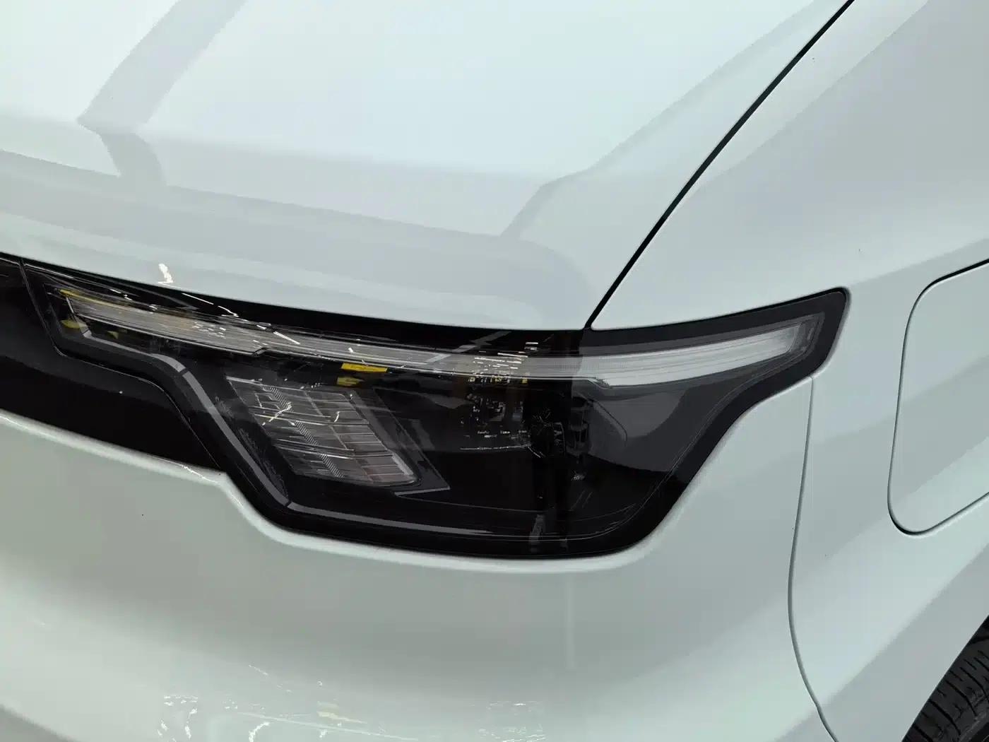 E-Fushun 2025 Model, Blind Window Version, 41.86kWh, Short Wheelbase, Low Roof, 3.0 Ton — миниатюра 10