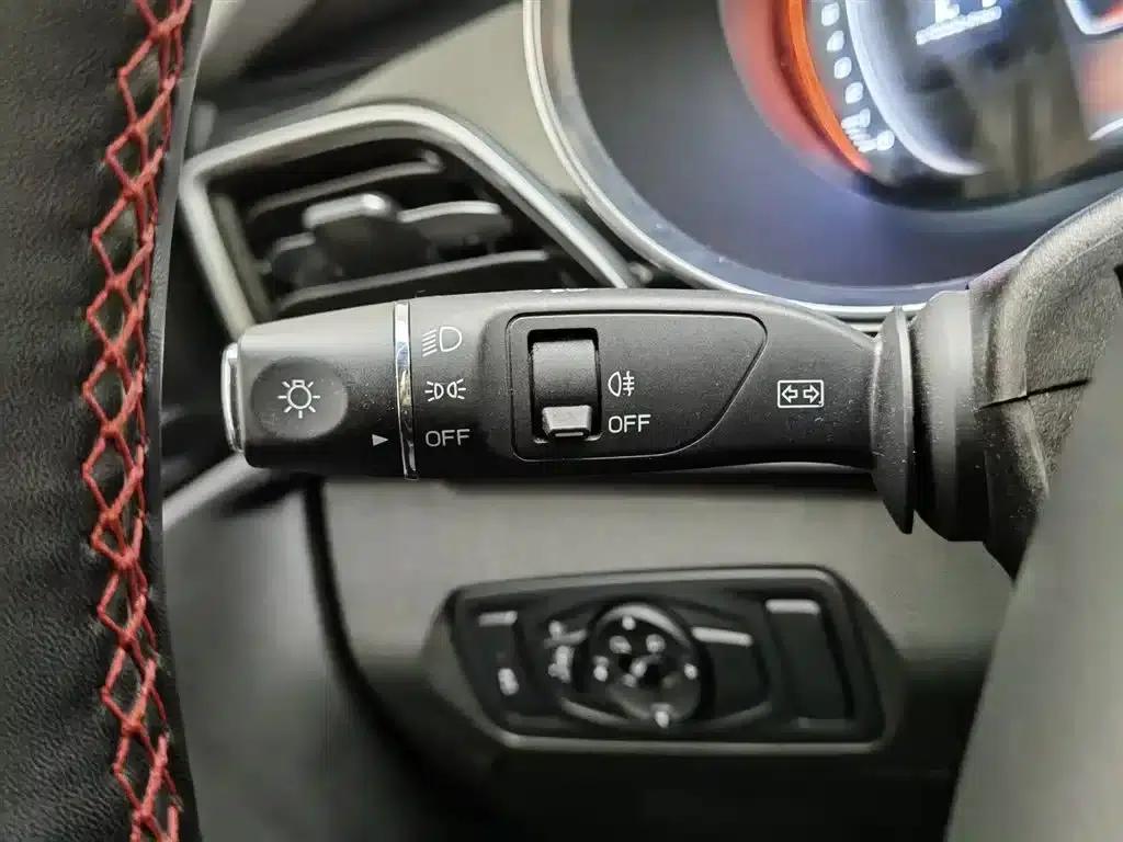 Jetour X90 2019 1.6T DCT Smart Travel Edition 5-seater National VI Emission Standard — миниатюра 21