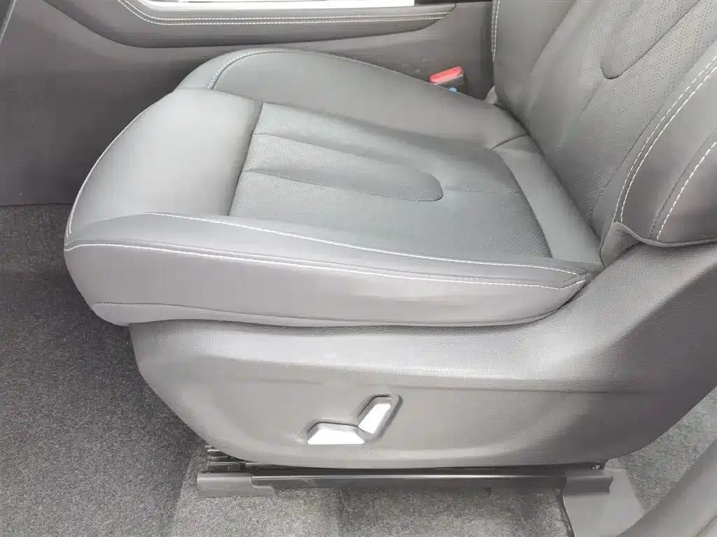 Jetour X90 2020 1.6T DCT Premium Edition 7-seater — миниатюра 20