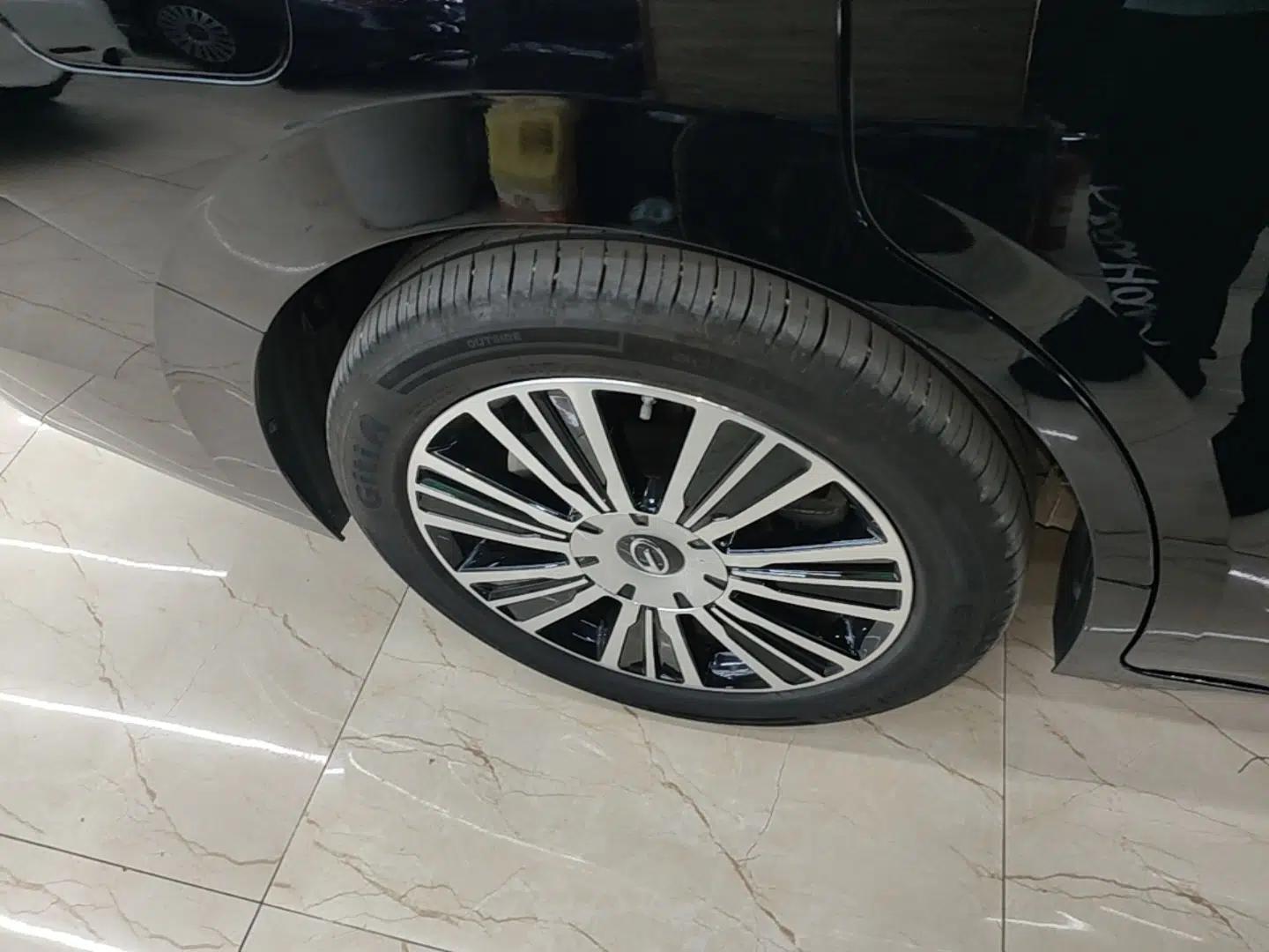 GAC Trumpchi E8 New Energy 2024 150km MAX+ — миниатюра 10