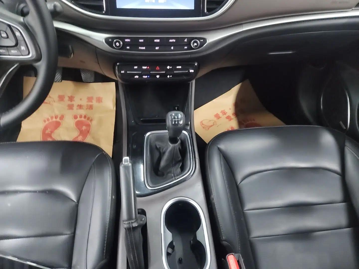 GAC Trumpchi GA4 2018 200T Manual Luxury Edition — миниатюра 17