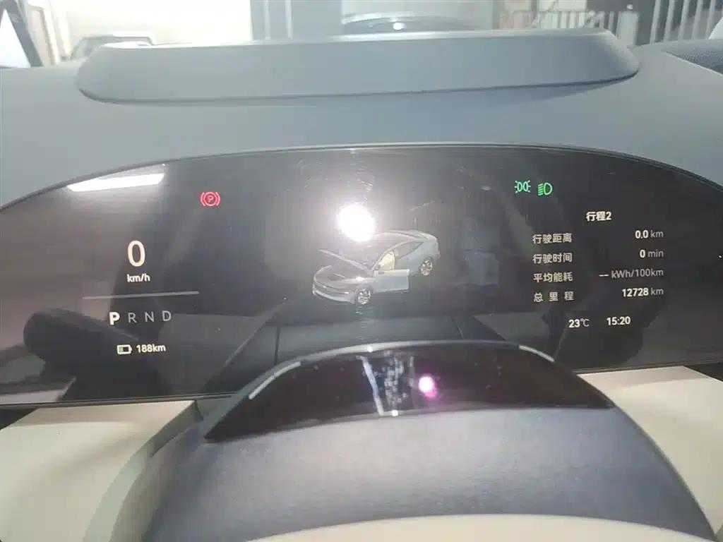 Jike 007 2024 Rear-Wheel Drive Intelligent Driving Edition 75kWh — миниатюра 12