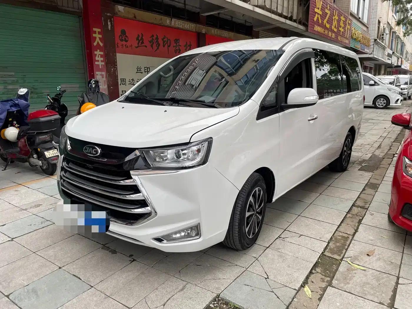 Refine M4 2022 2.0CTI Diesel Manual Sporty Edition — миниатюра 1