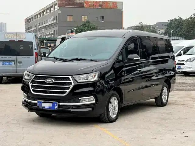 Refine M4 2017 1.9T Diesel Manual Deluxe Edition