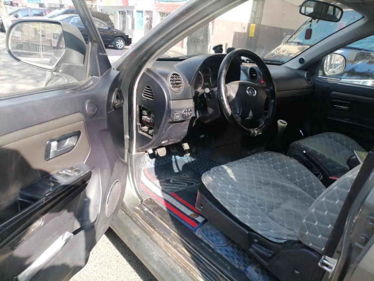 Haval H5 Classic 2010 Zhizun Edition 2.4L Four-Wheel Drive Comfort Model — миниатюра 17