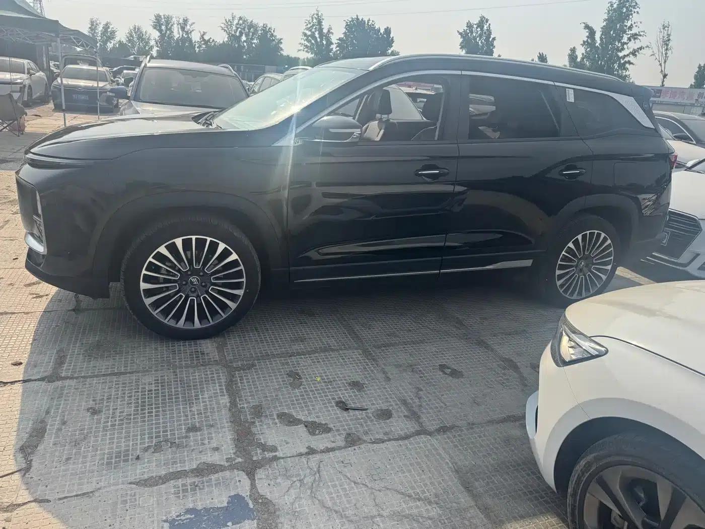 Jetour Mountain & Sea L9 2025 1.5TD 2DHT Flagship Edition 7-Seater — миниатюра 3