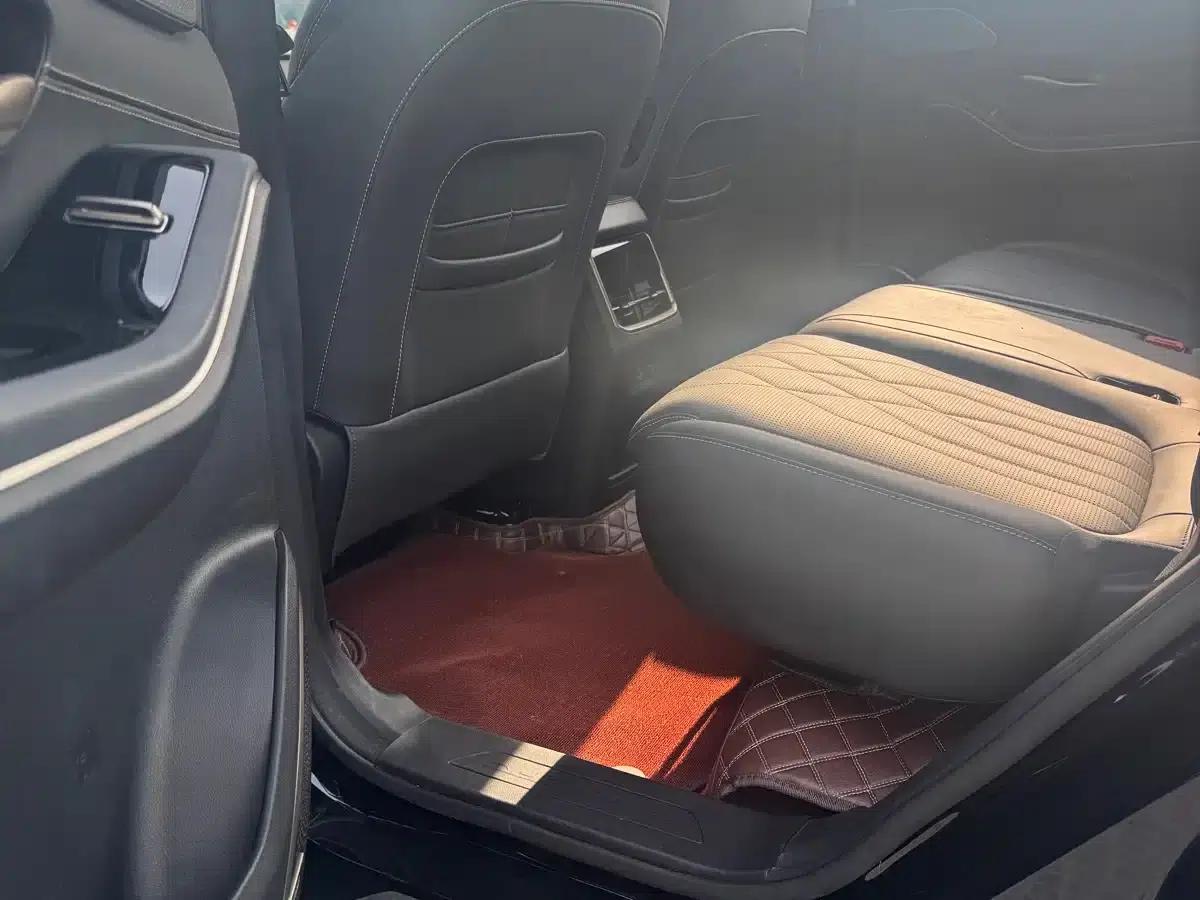 Jetour Mountain & Sea L9 2025 1.5TD 2DHT Flagship Edition 7-Seater — миниатюра 5