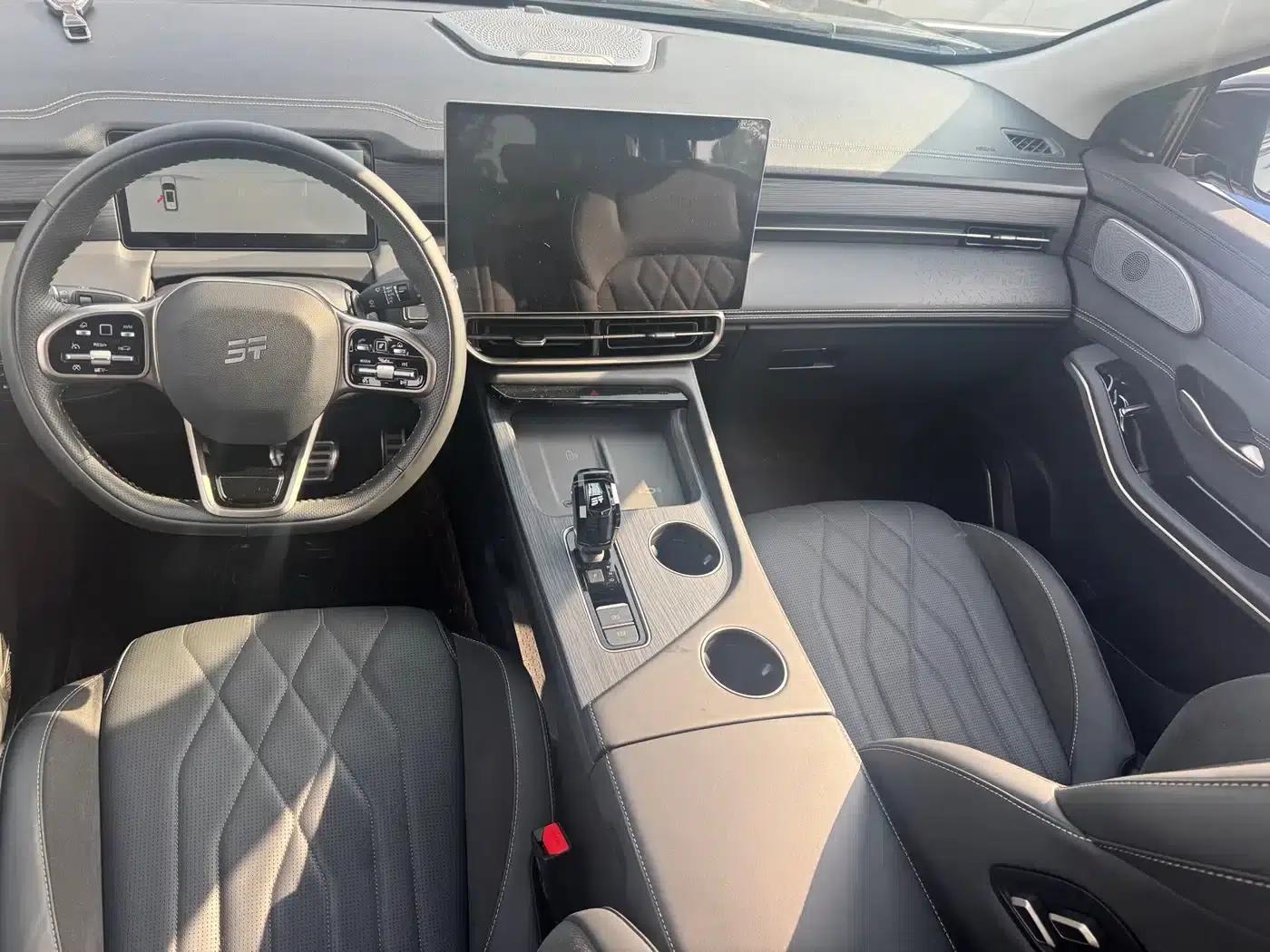 Jetour Mountain & Sea L9 2025 1.5TD 2DHT Flagship Edition 7-Seater — миниатюра 6