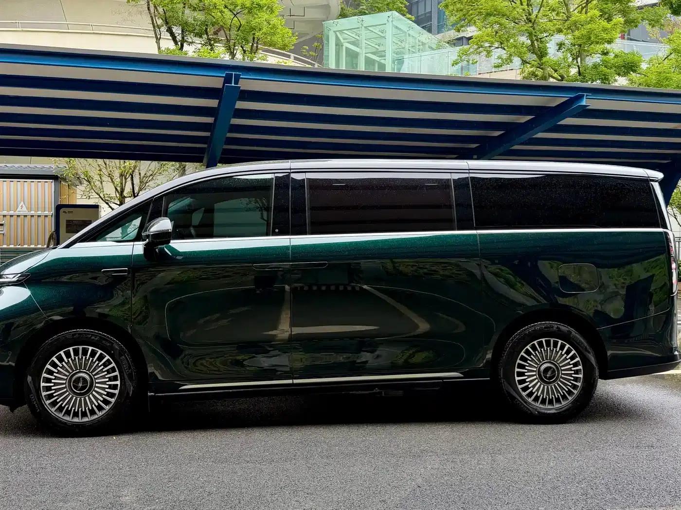 Yizhen L380 2025 Model 805km Classic Edition 4WD — миниатюра 7
