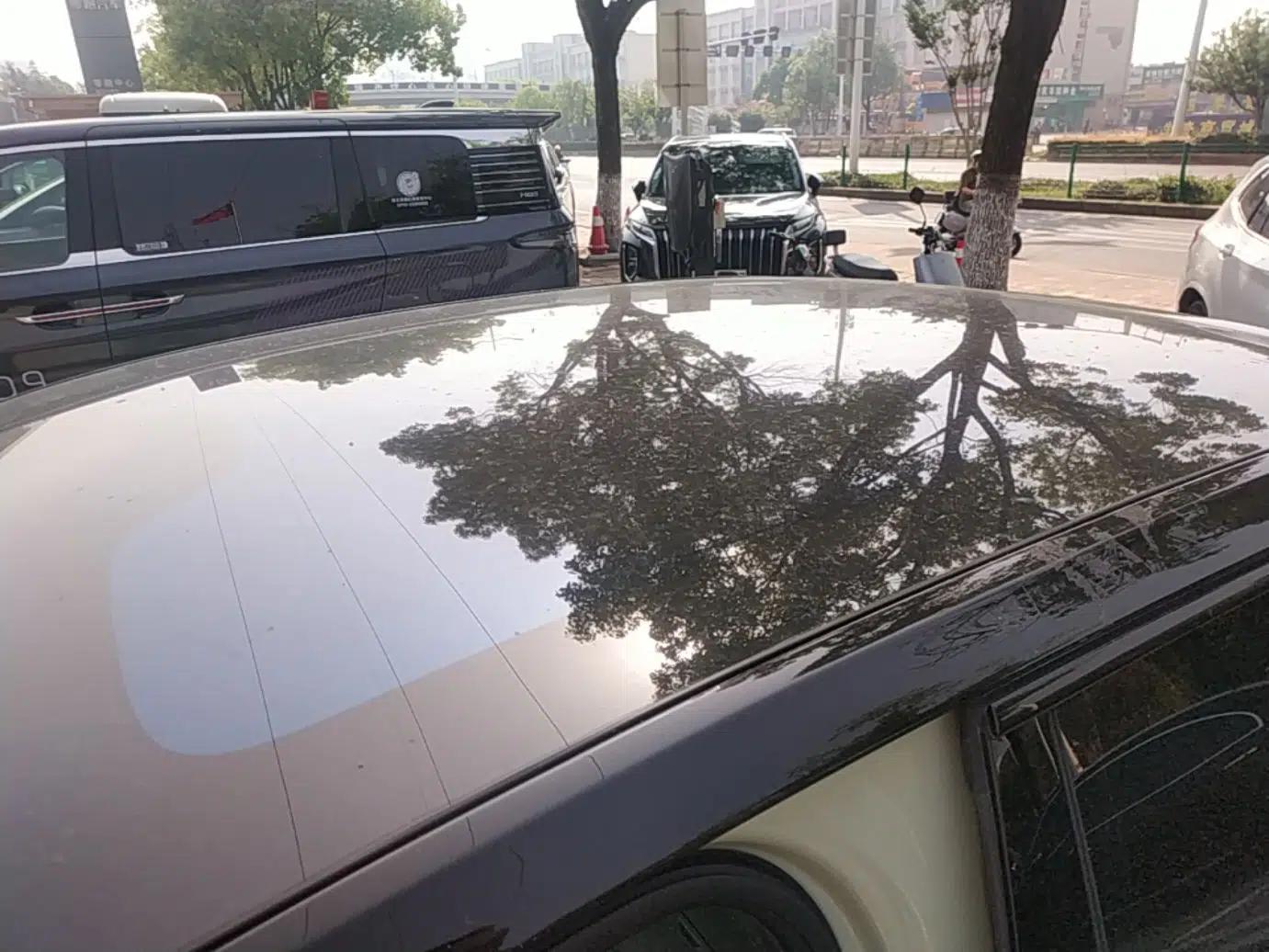 Hongqi EH7 2024 820 Pro — миниатюра 11