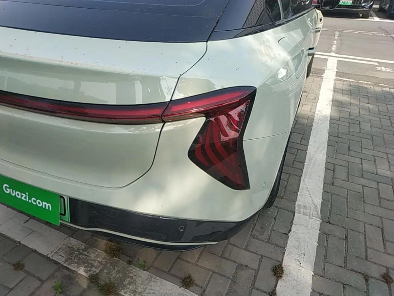 Hongqi EH7 2024 820 Pro — миниатюра 8