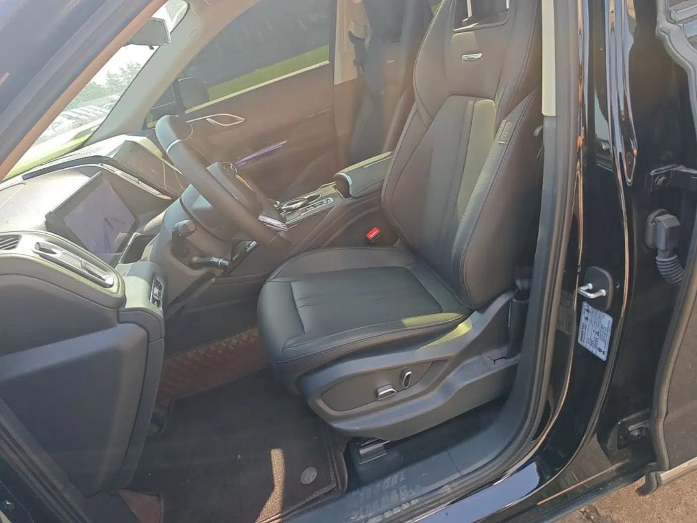 Hongqi HS3 2023 1.5T Two-Wheel Drive Shanwei Edition — миниатюра 17