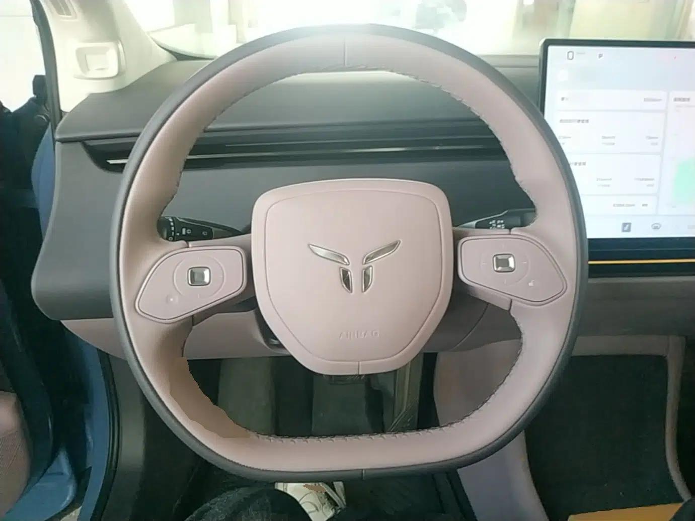Hongqi Tiangong 06 2025 660 4x4 Smart Selection Edition — миниатюра 14