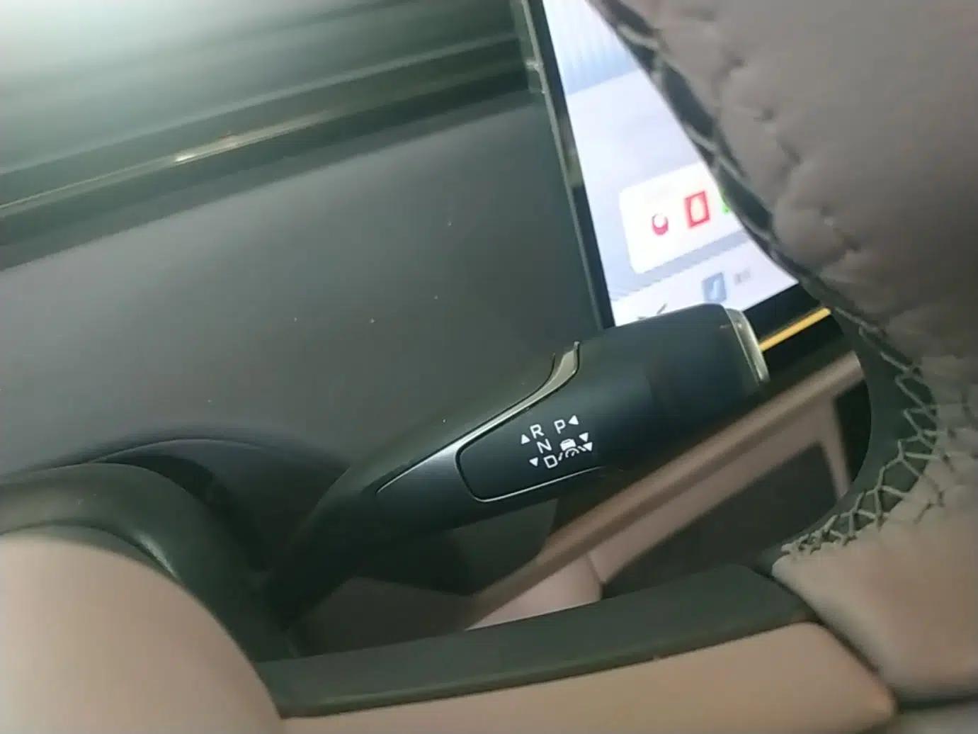 Hongqi Tiangong 06 2025 660 4x4 Smart Selection Edition — миниатюра 17