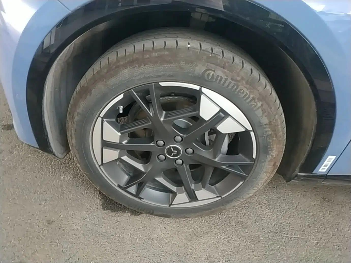 Hongqi Tiangong 06 2025 660 4x4 Smart Selection Edition — миниатюра 8