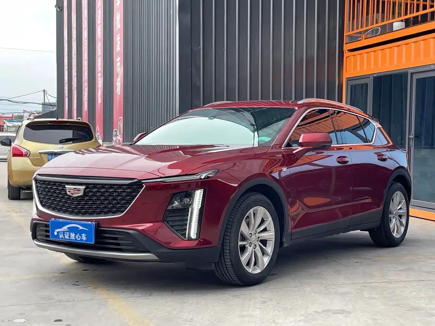 2023 Cadillac GT4 25T Luxury Edition — миниатюра 1