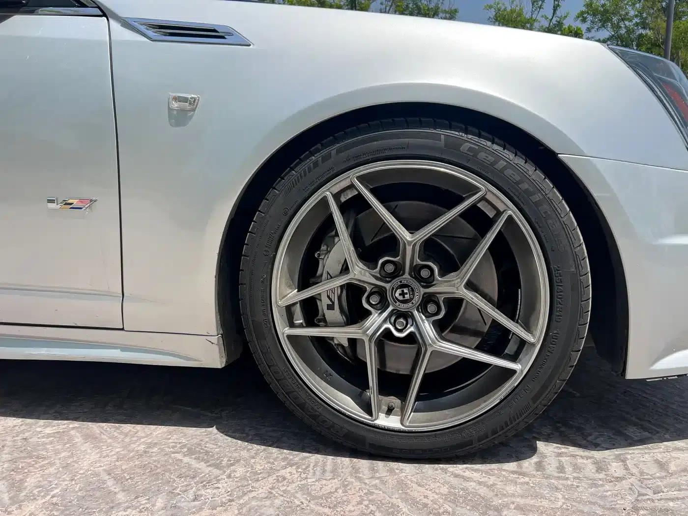 Imported Cadillac CTS 2009 model 6.2L CTS-V — миниатюра 9