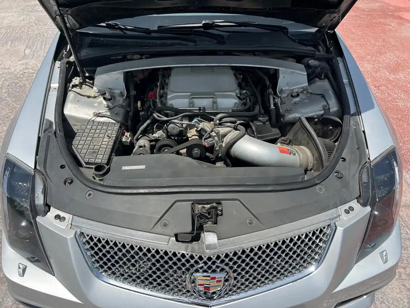 Imported Cadillac CTS 2009 model 6.2L CTS-V — миниатюра 10