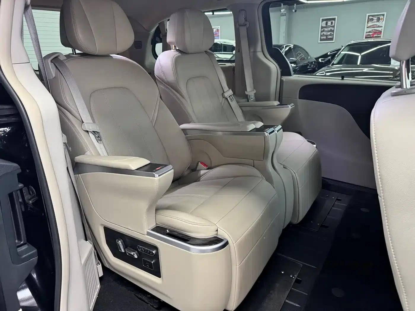 2014 Chrysler Grand Voyager (Imported) 3.6L Comfort Edition — миниатюра 12