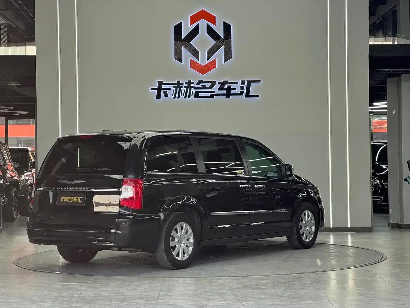 2014 Chrysler Grand Voyager (Imported) 3.6L Comfort Edition — миниатюра 6