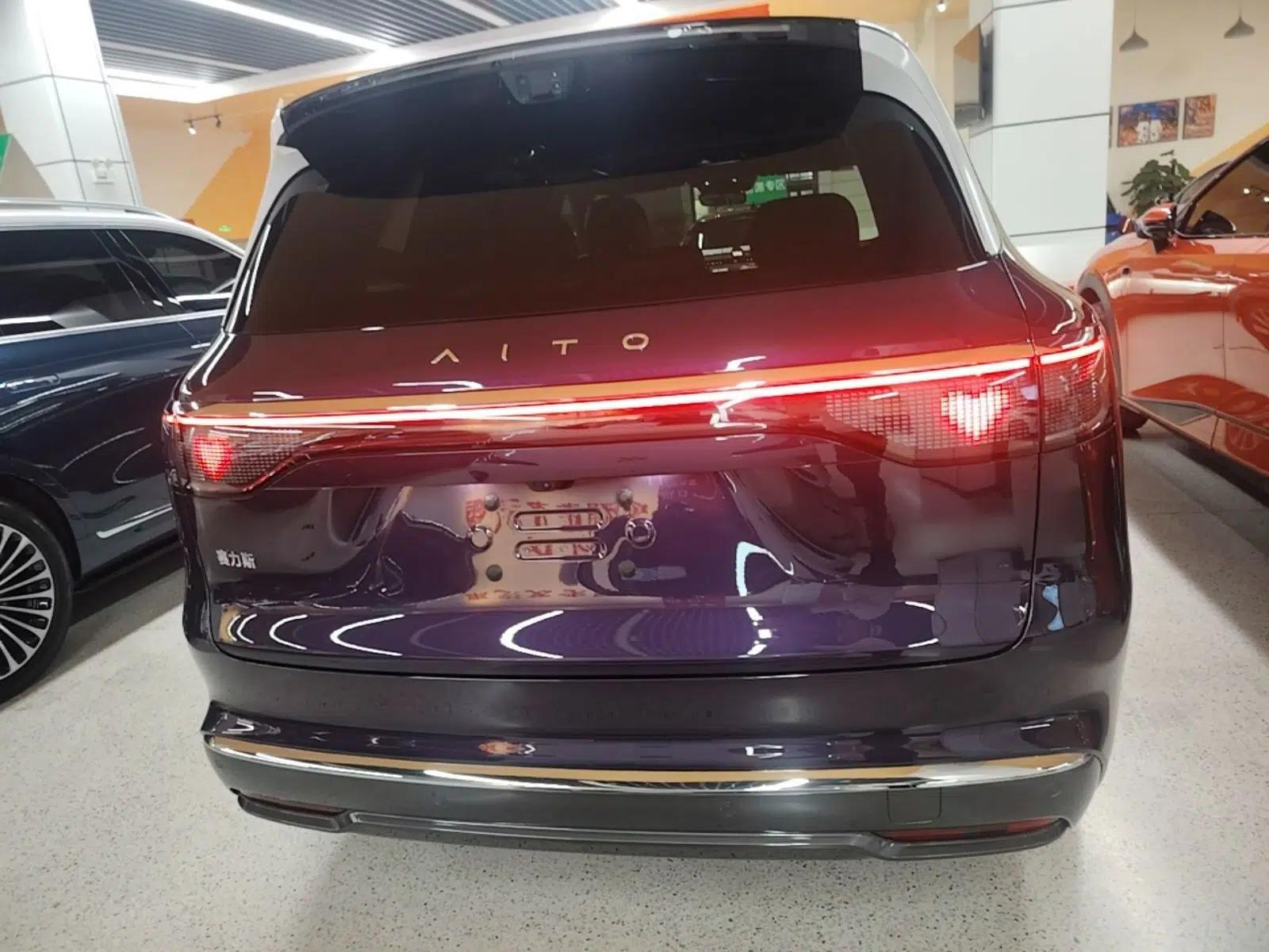 Hima AITO M8 2025 Model Pure Electric Max+ Five-Seater All-Wheel-Drive (896-line LiDAR) — миниатюра 5