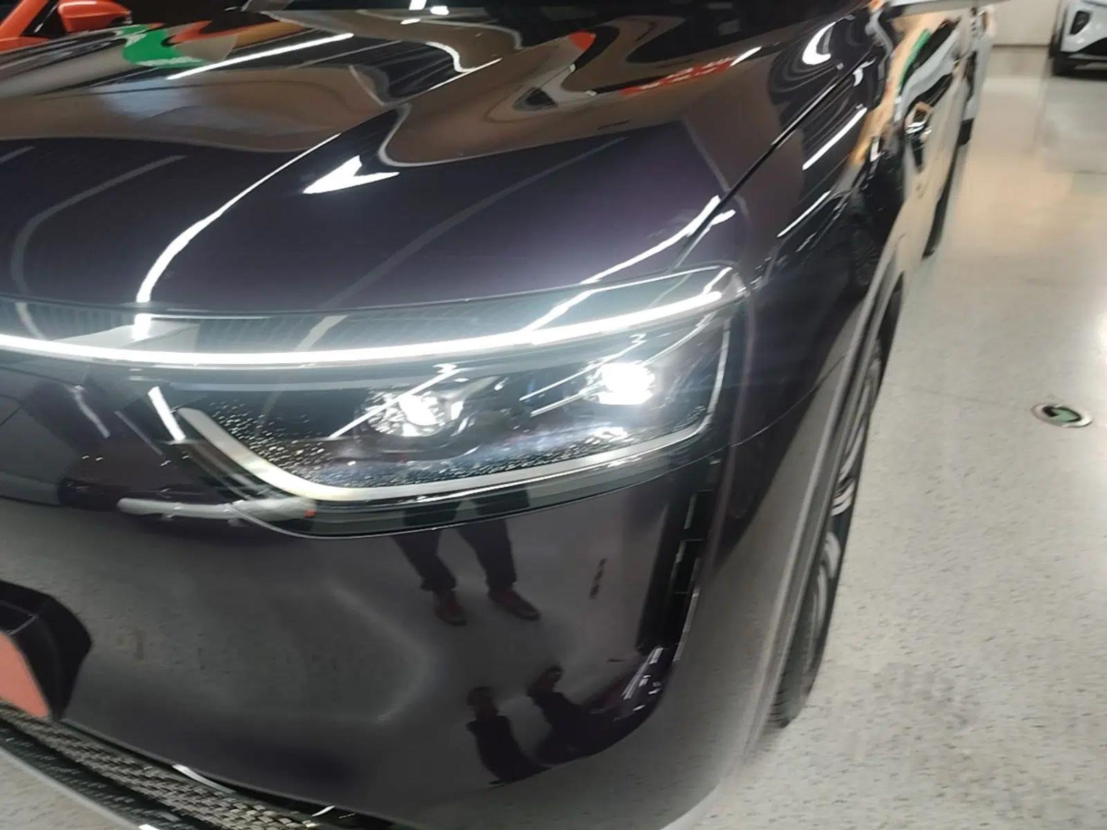 Hima AITO M8 2025 Model Pure Electric Max+ Five-Seater All-Wheel-Drive (896-line LiDAR) — миниатюра 9