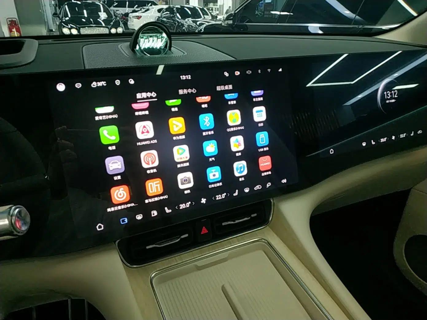 Hima AITO M8 2025 Extended-Range Max Version 37 kWh 5-Seater — миниатюра 16
