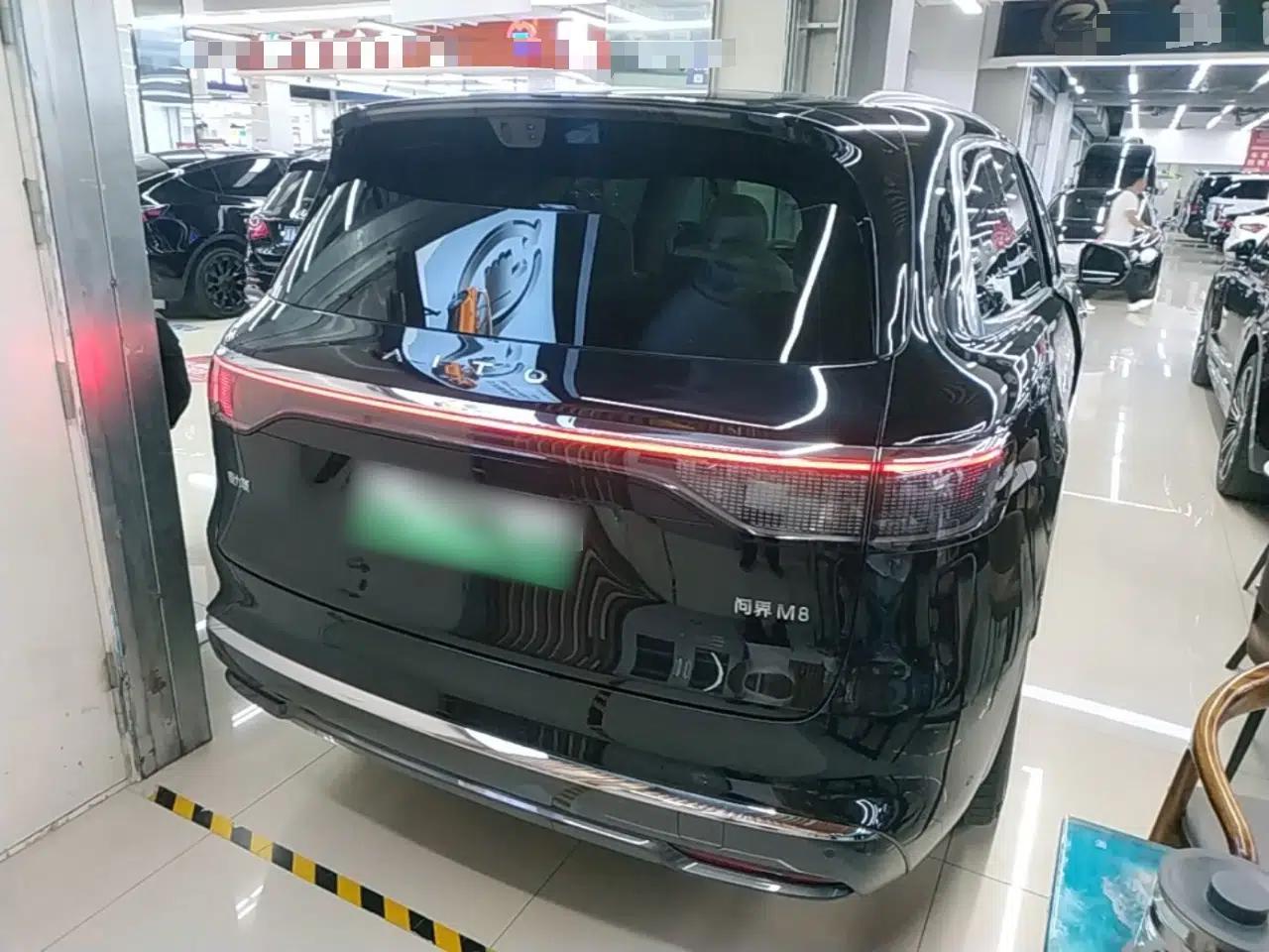 Hima AITO M8 2025 Extended-Range Max Version 37 kWh 5-Seater — миниатюра 6