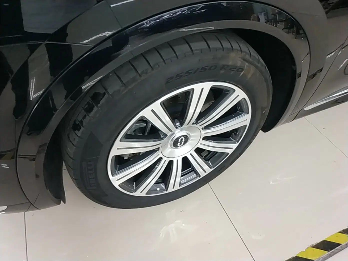 Hima AITO M8 2025 Extended-Range Max Version 37 kWh 5-Seater — миниатюра 8