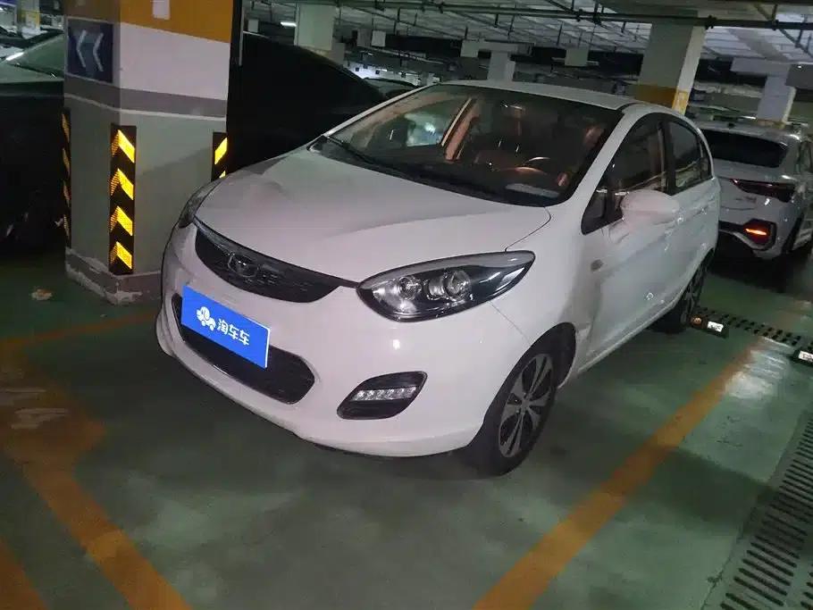 Kaiyi C3R 2015 1.5L AMT Gold Edition — миниатюра 1
