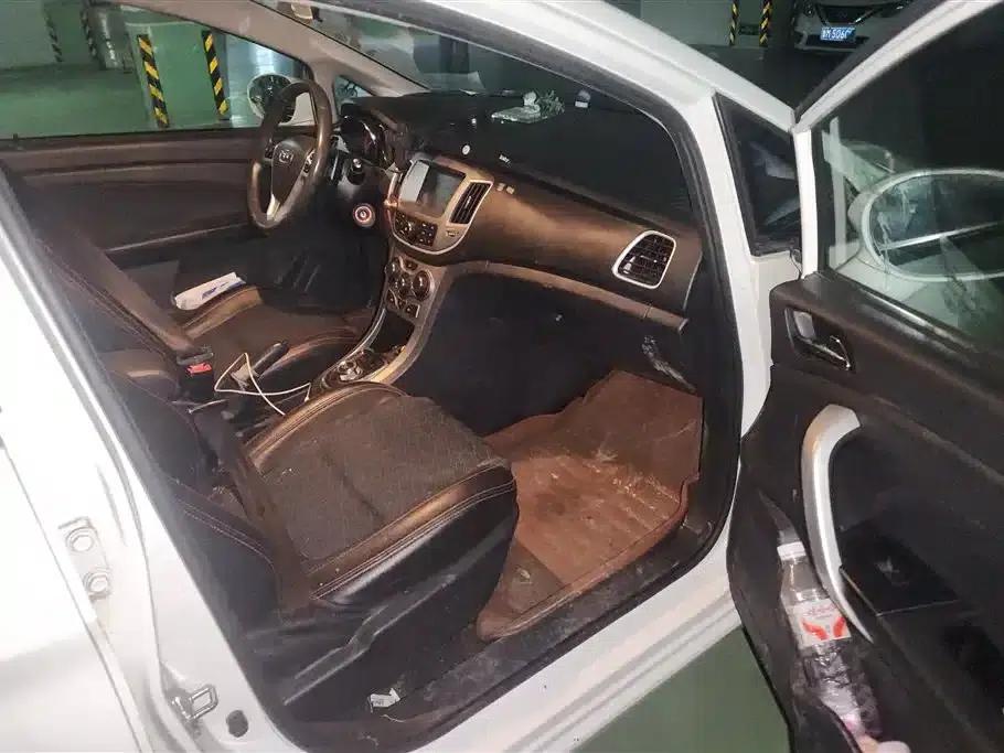 Kaiyi C3R 2015 1.5L AMT Gold Edition — миниатюра 8