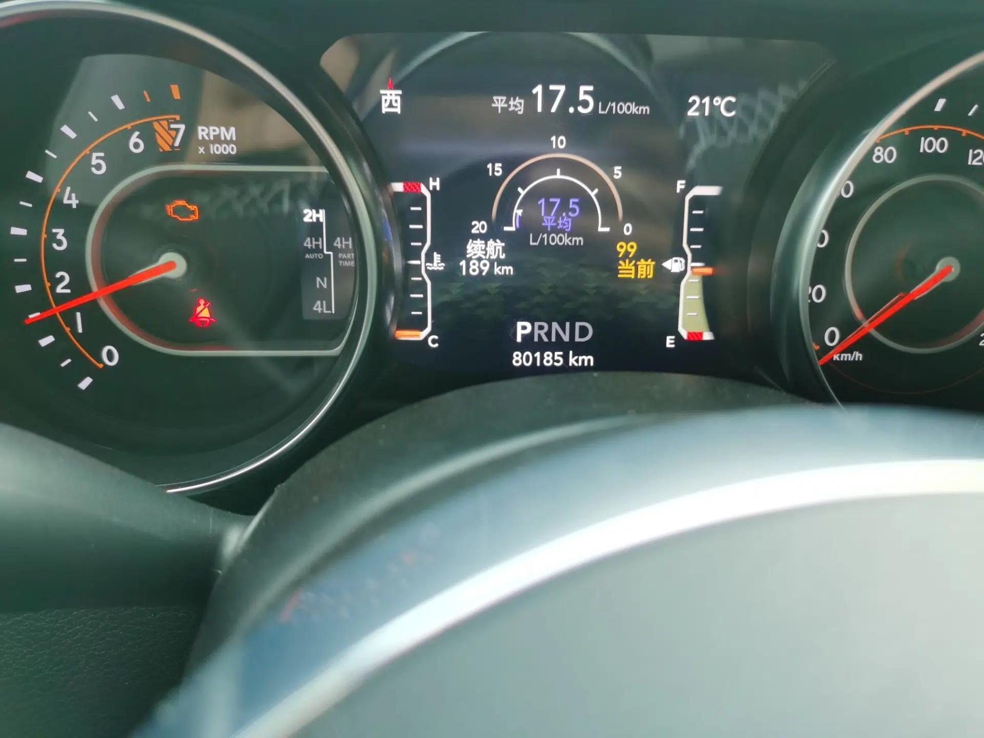Jeep Gladiator 2022 3.6L Pioneer Edition — миниатюра 13