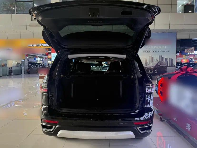 Jeep Grand Commander 2022 2.0T Two-Wheel Drive Luxury Version — миниатюра 8