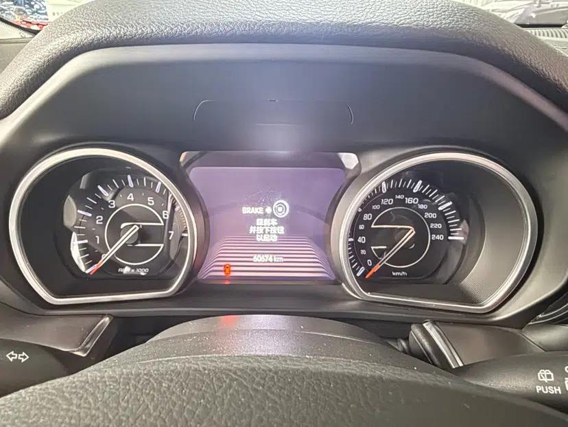 Jeep Grand Commander 2022 2.0T Two-Wheel Drive Luxury Version — миниатюра 10