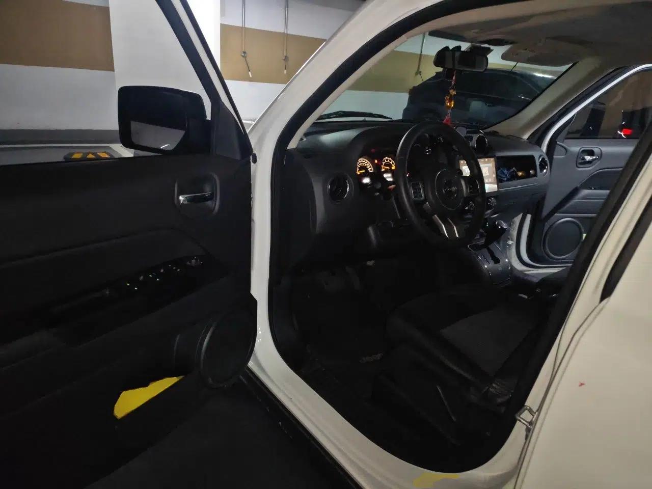 Jeep Patriot 2015 2.0L Sport Edition — миниатюра 17