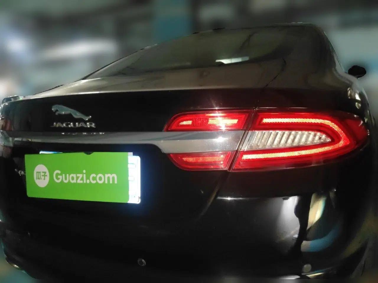 Jaguar XF 2014 XF 2.0T Luxury Edition — миниатюра 5