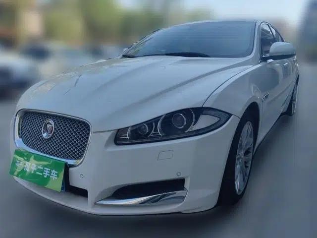 Jaguar XF 2015 XF 2.0T Luxury Edition