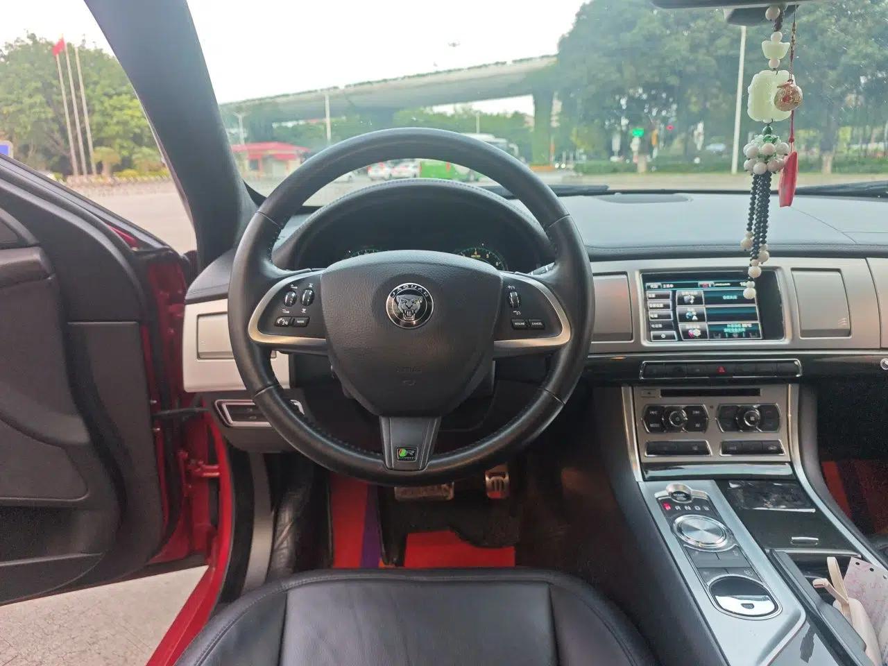 Jaguar XF 2014 XF 3.0 SC Luxury Edition — миниатюра 11