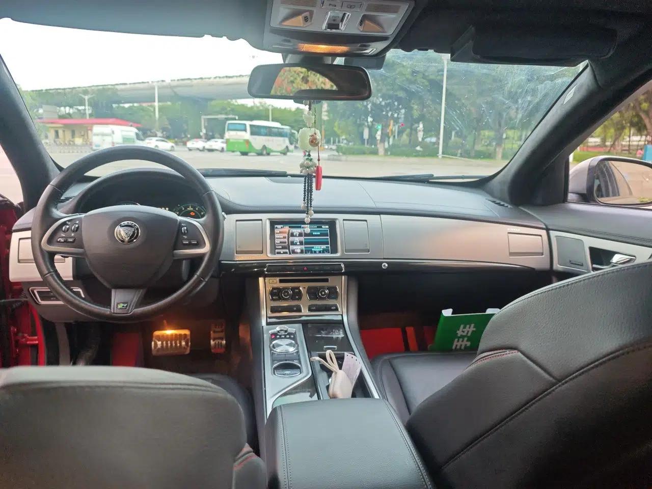 Jaguar XF 2014 XF 3.0 SC Luxury Edition — миниатюра 19