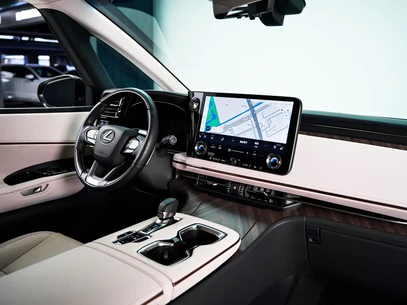 Lexus LM 2025 500h Six-Seat Premium Edition — миниатюра 11
