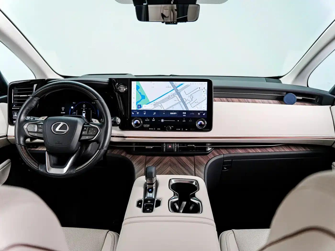 Lexus LM 2025 500h Six-Seat Premium Edition — миниатюра 12