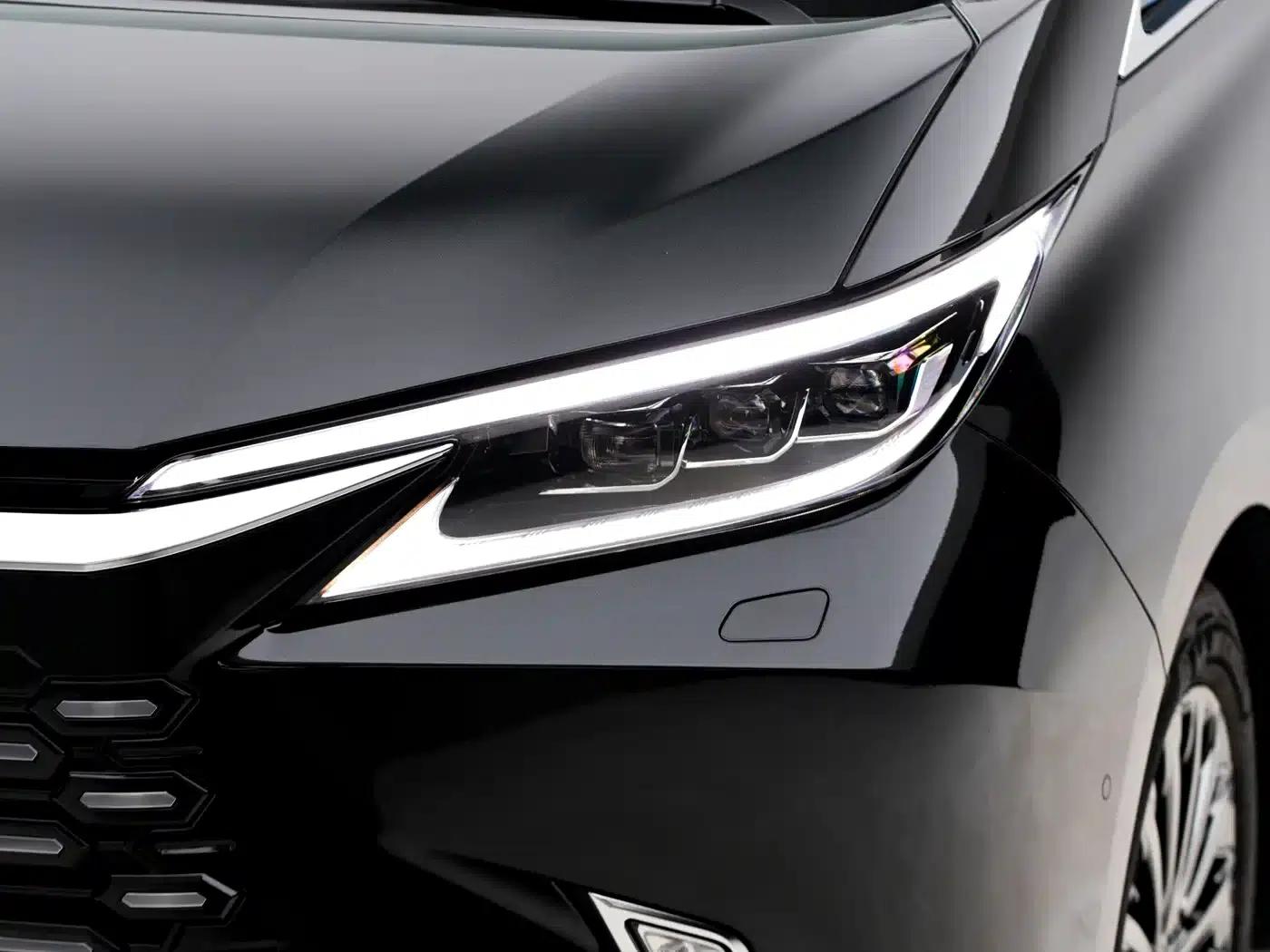 Lexus LM 2025 500h Six-Seat Premium Edition — миниатюра 4